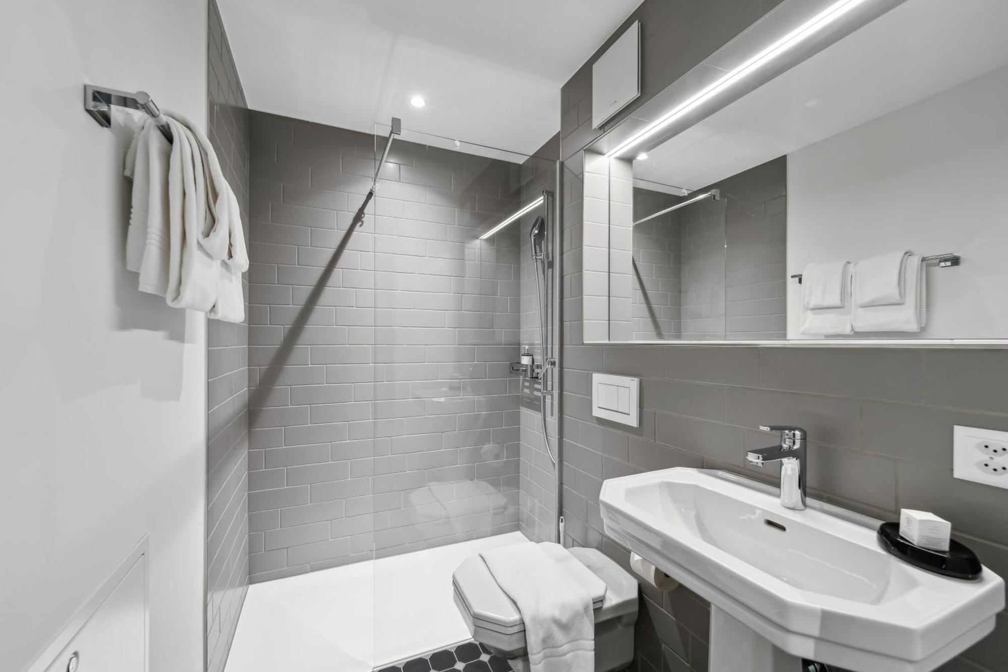 Glandon Rooms Haldenhof - Self-Check-In Люцерн Экстерьер фото